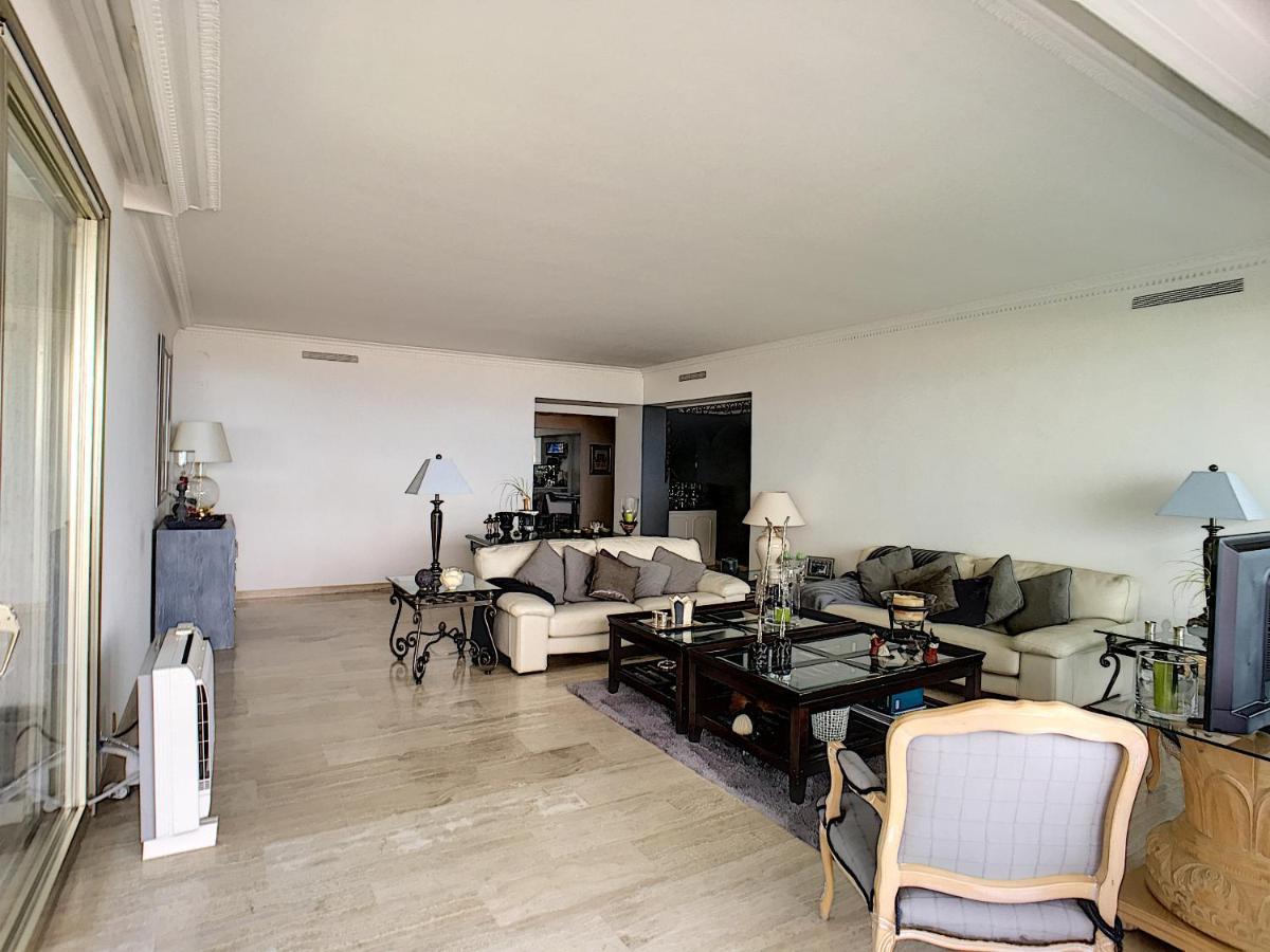 Superbe Vue Mer&piscine Appartement *
